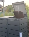 Sposób wyrzucania śmieci w obudowie koszy komunalnych metal Premium