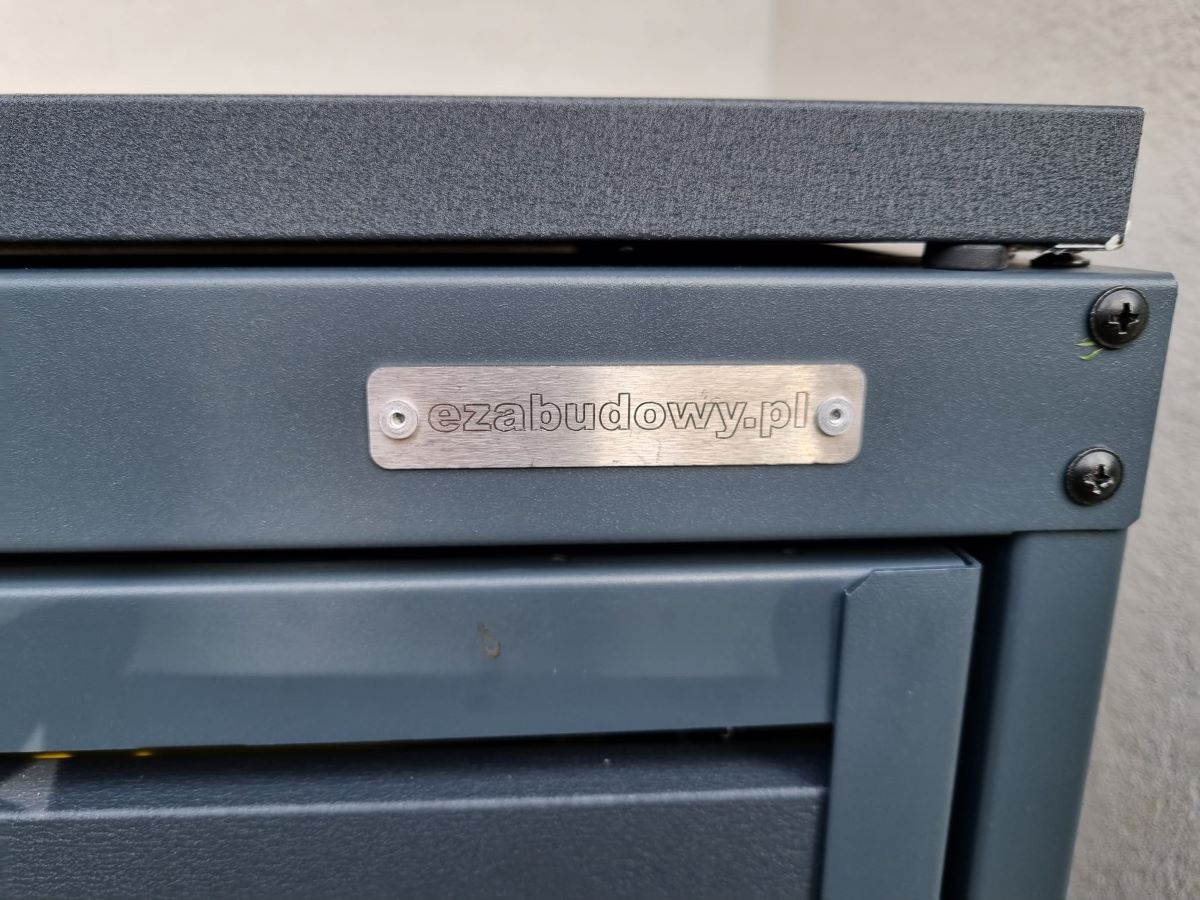 Zabudowa koszy tabliczka ezabudowy.pl